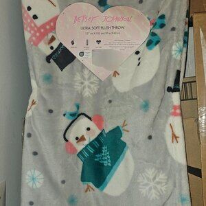 Betsey Johnson Christmas blanket
